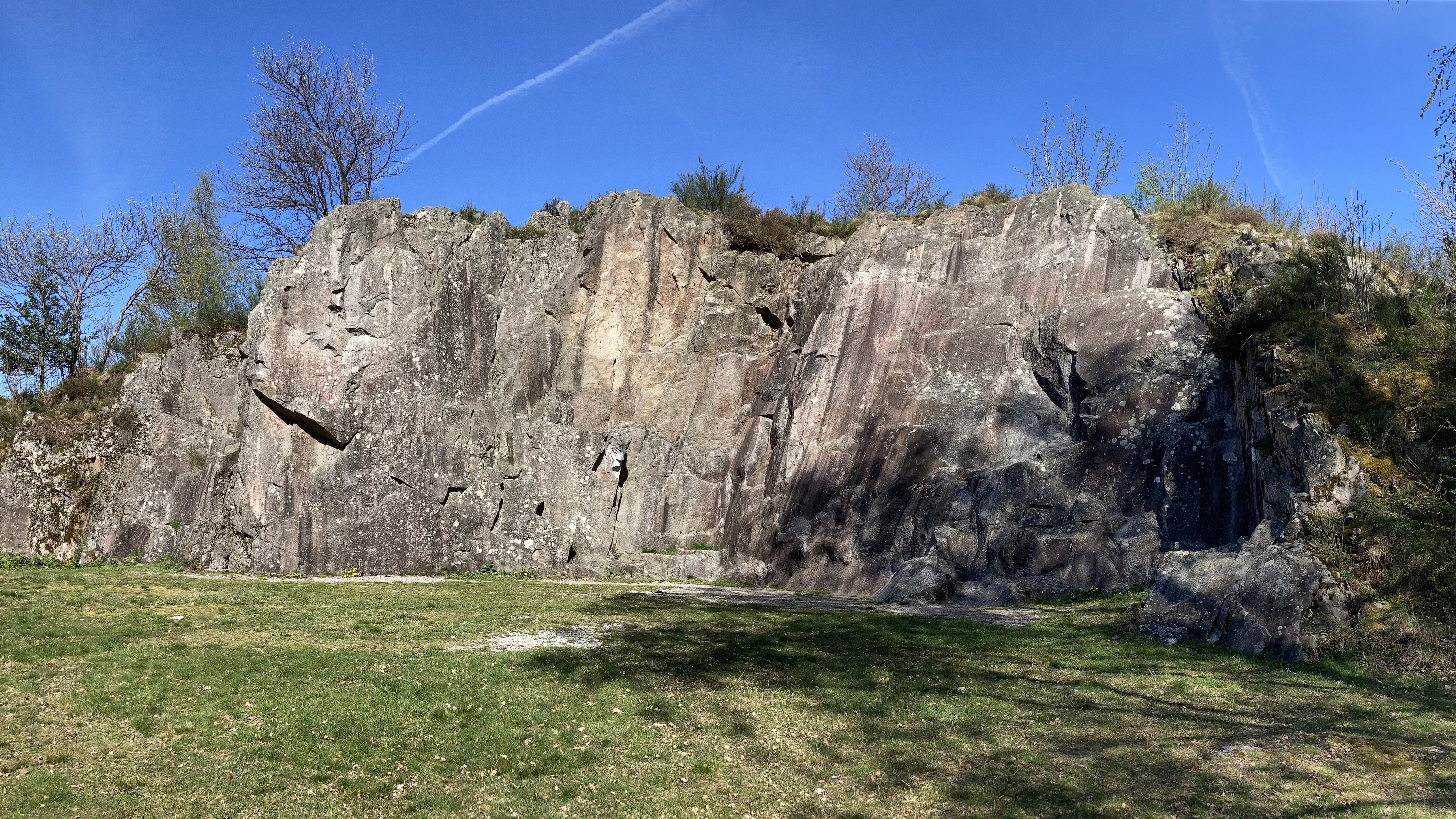 Titelbild Roche de Beaudevé